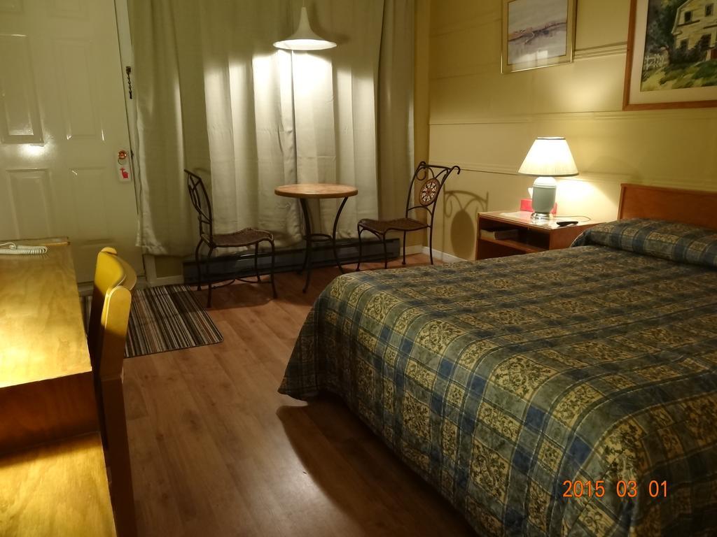 Motel Lyse 리무스키 외부 사진