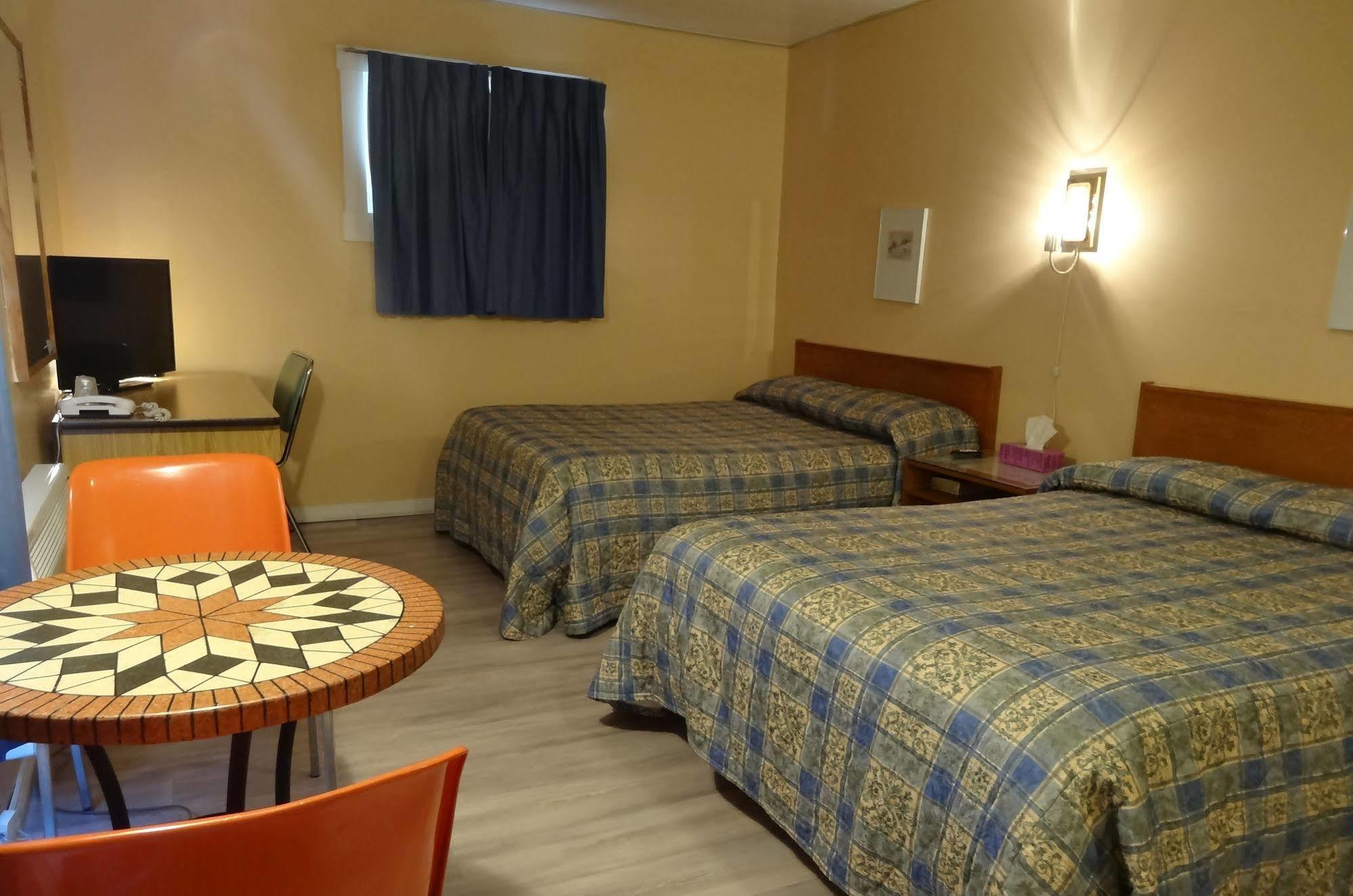 Motel Lyse 리무스키 외부 사진
